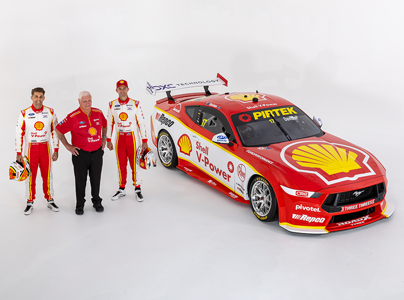 Pivotel-Satellite-AU-NZ-Hero-Images-About-Shell-V-Power-Racing-800-594-2